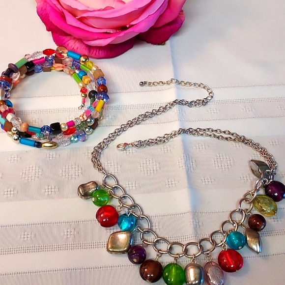 2 PIECE LOT VINTAGE 18 INCH NECKLACE & CORDINATING WRAP 10 INCH BRACELET PRE-OWN - Picture 1 of 4